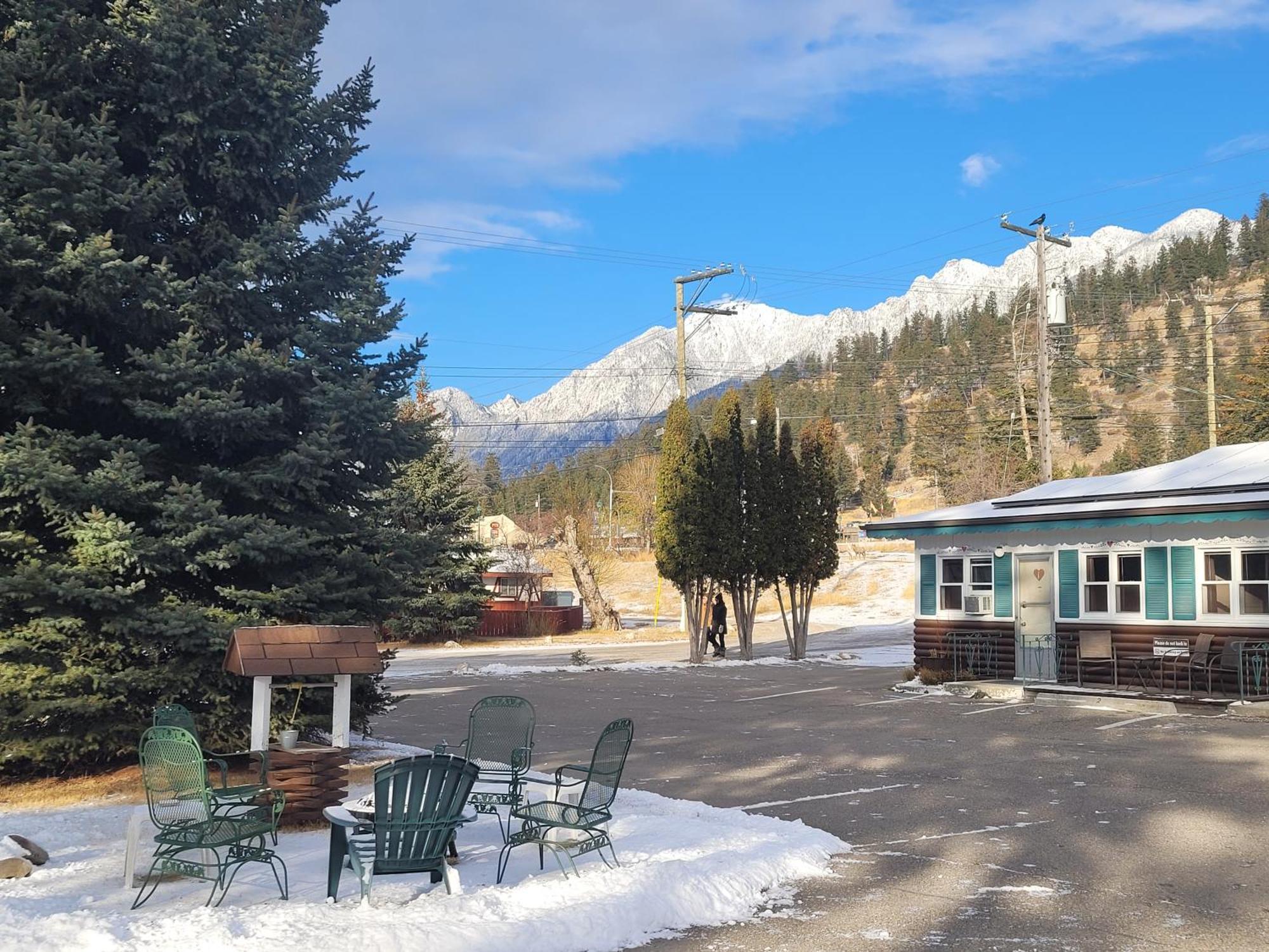 Lido Motel Radium Hot Springs Buitenkant foto