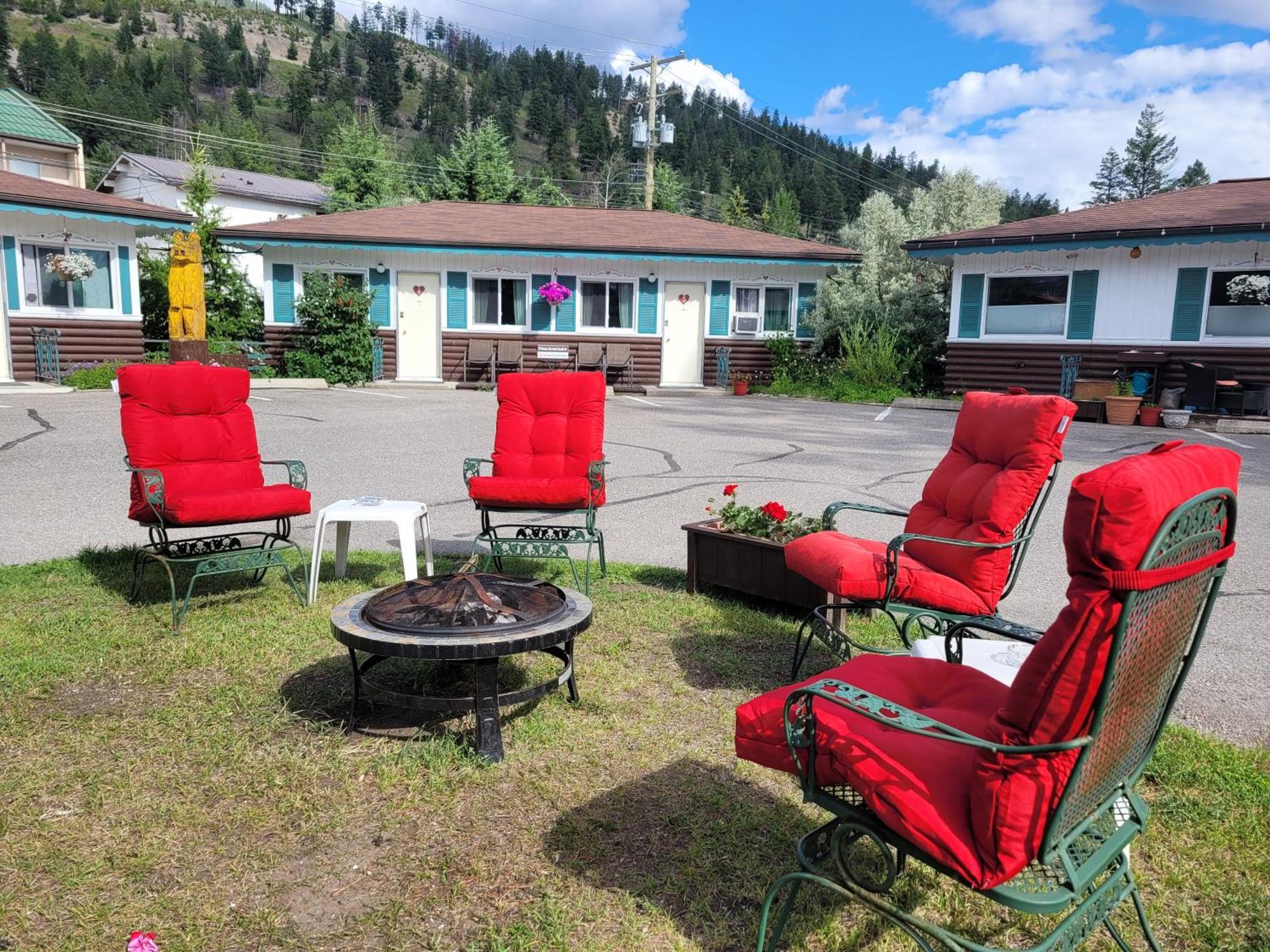 Lido Motel Radium Hot Springs Buitenkant foto